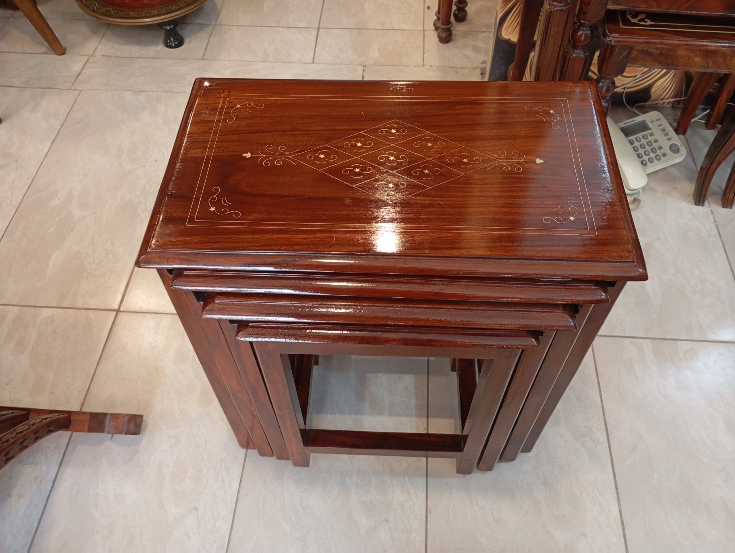 sheesham wood nesting table